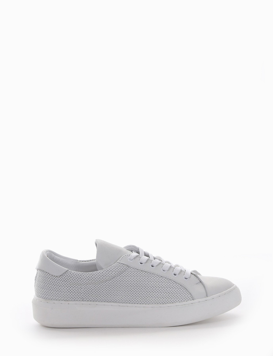 Sneakers white leather