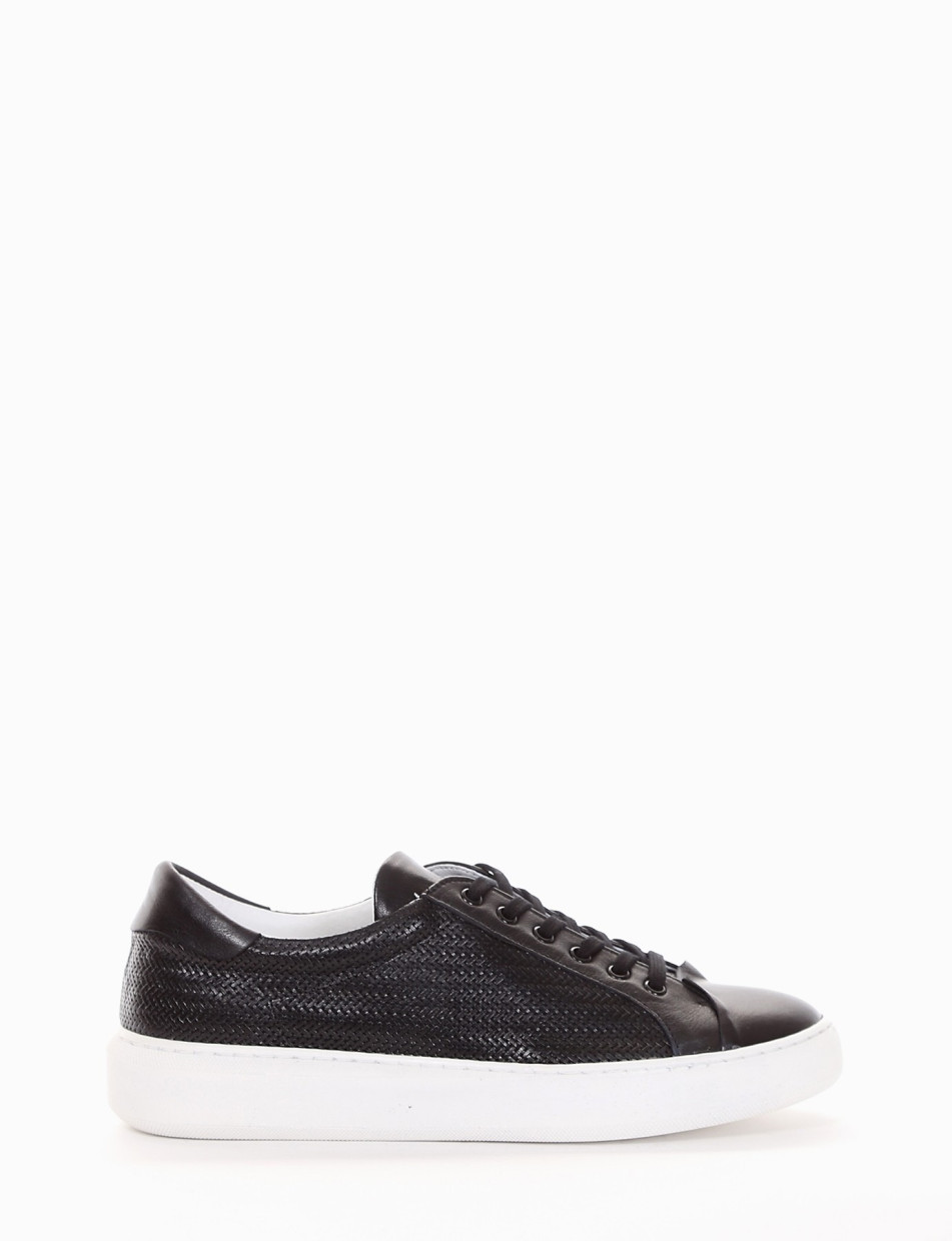 Sneakers black leather