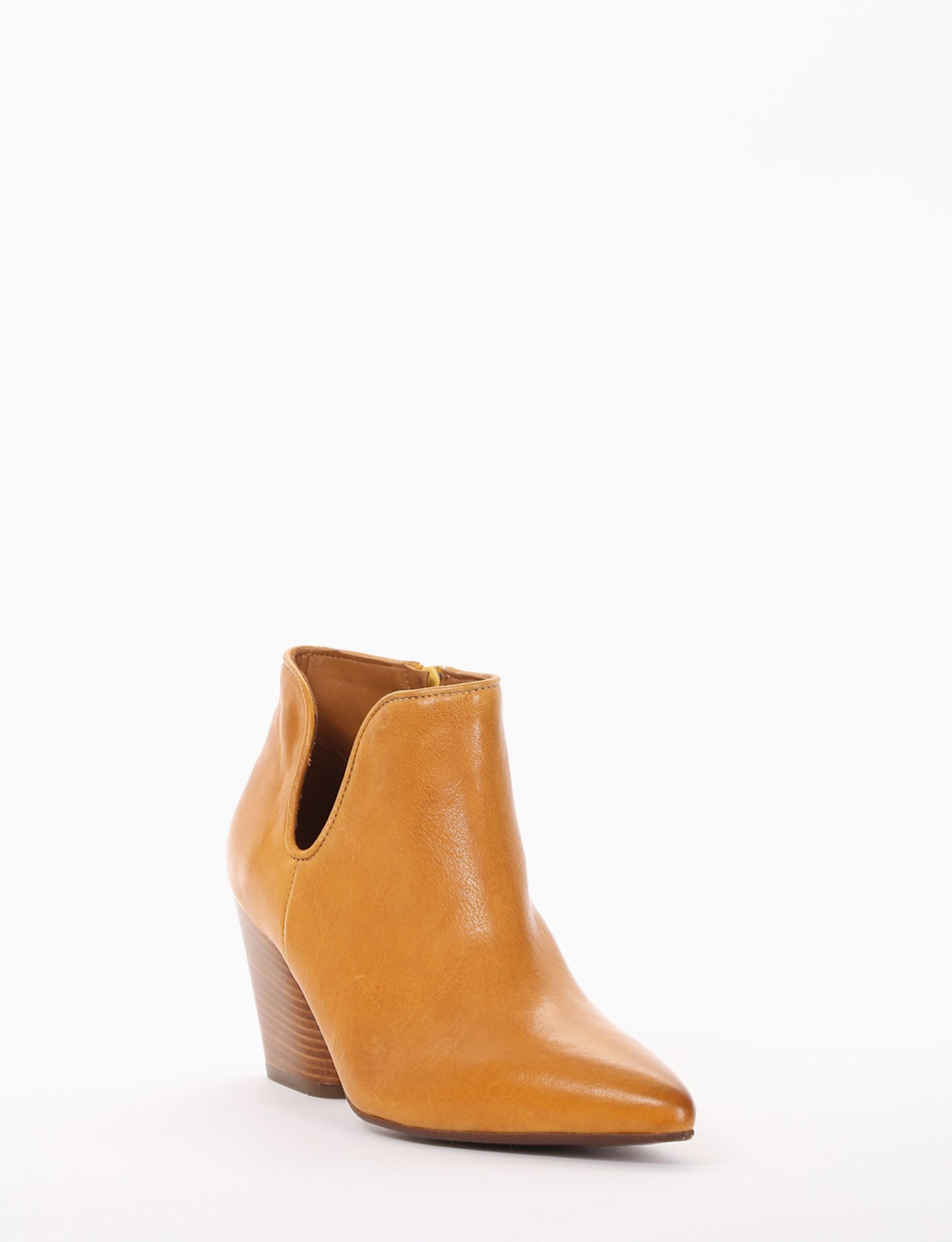 High heel ankle boots heel 7 cm yellow leather