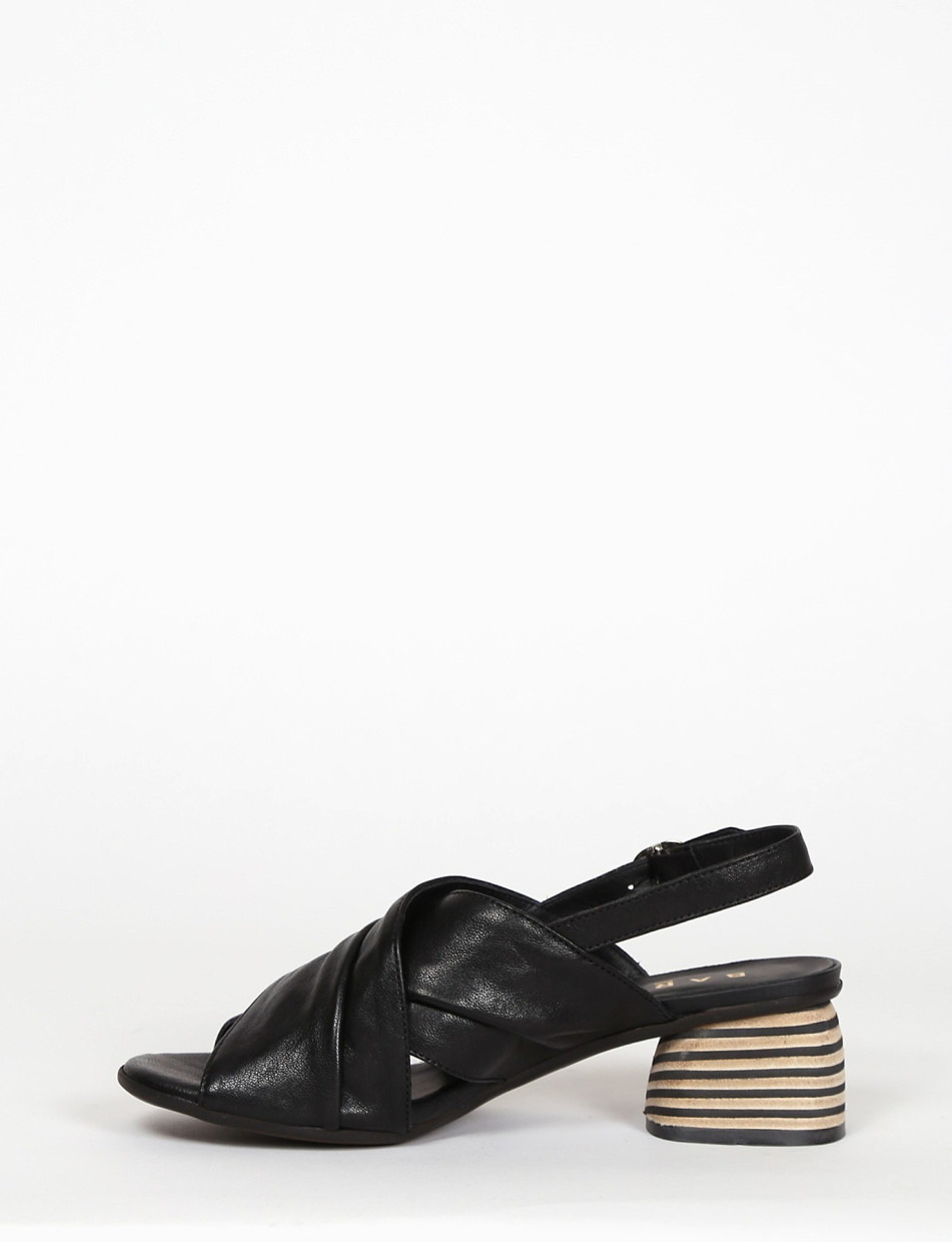 sandalo tacco 5 cm nero