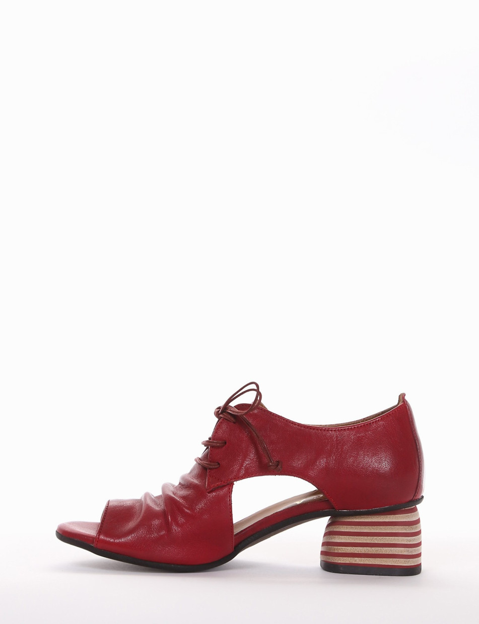 Lace-up shoes heel 5 cm red leather