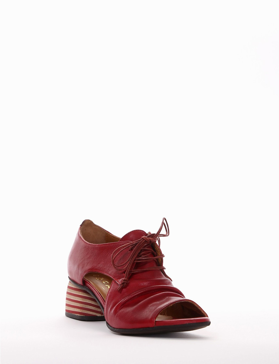 Lace-up shoes heel 5 cm red leather