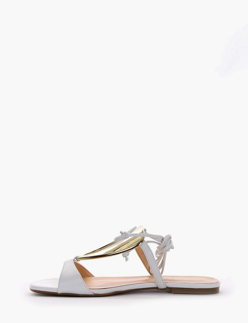 Low heel sandals heel 1 cm white leather