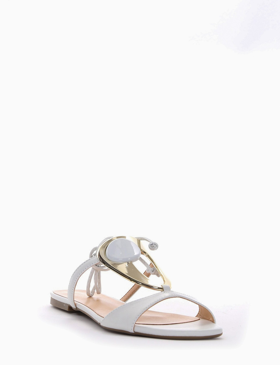 Low heel sandals heel 1 cm white leather