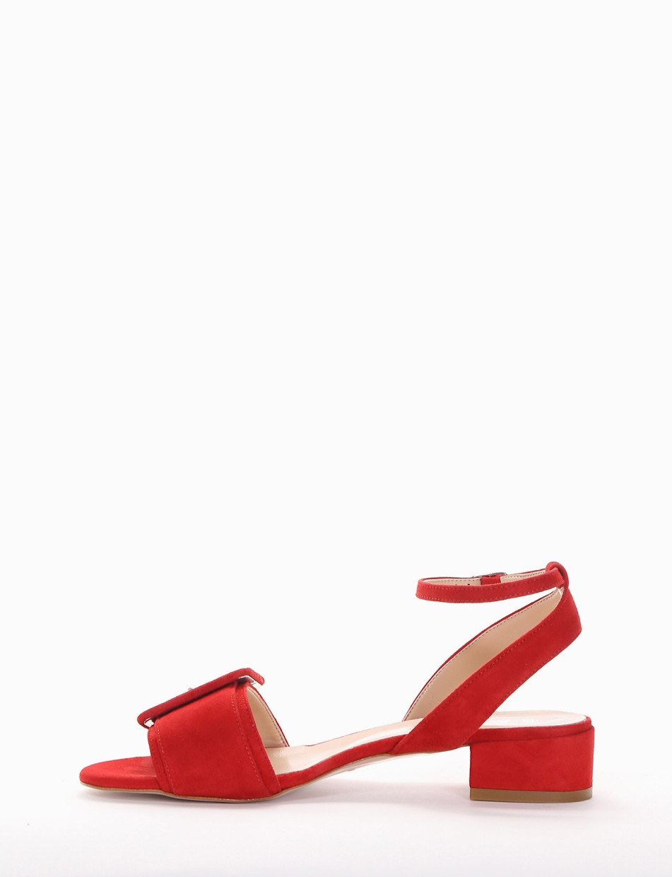 Low heel sandals heel 3 cm red chamois