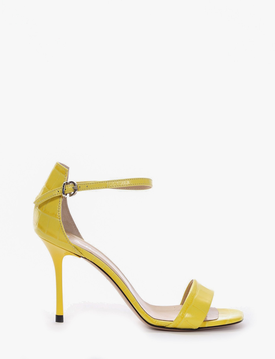 High heel sandals heel 9 cm yellow coconut