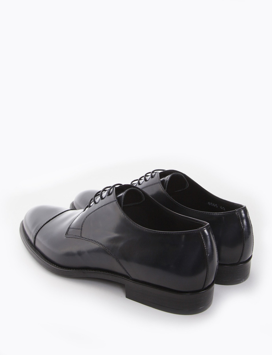 scarpa lacci tacco 2 cm blu