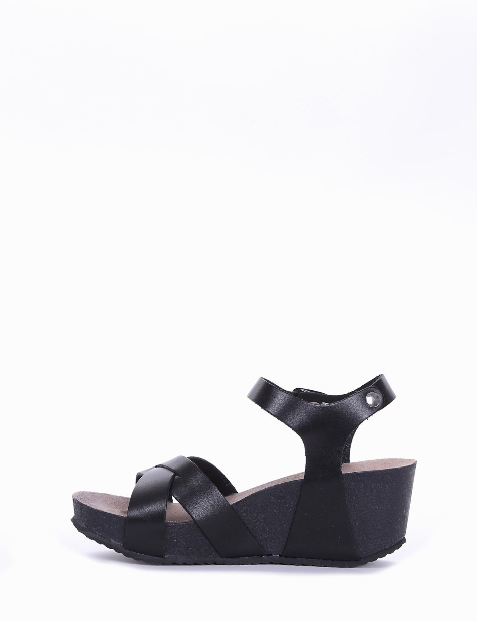 Wedge heels heel 7 cm black leather