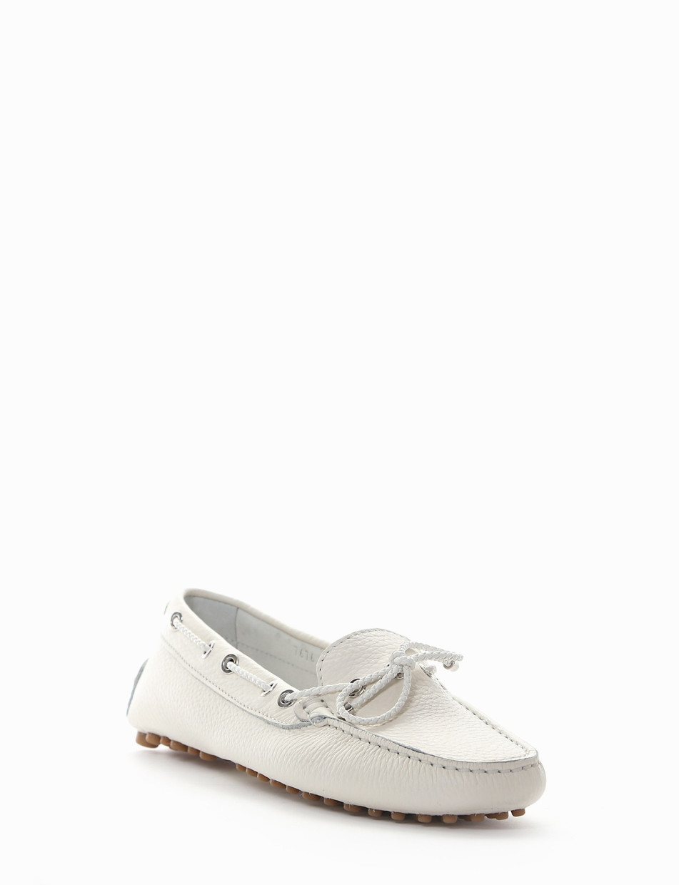 Loafers white leather