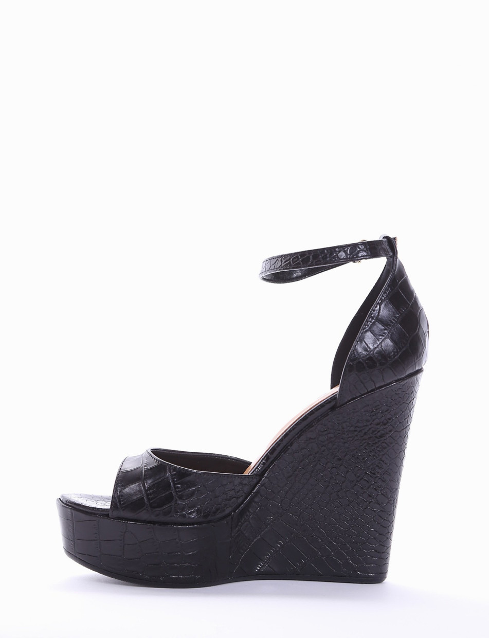 Wedge heels heel 3 cm black coconut