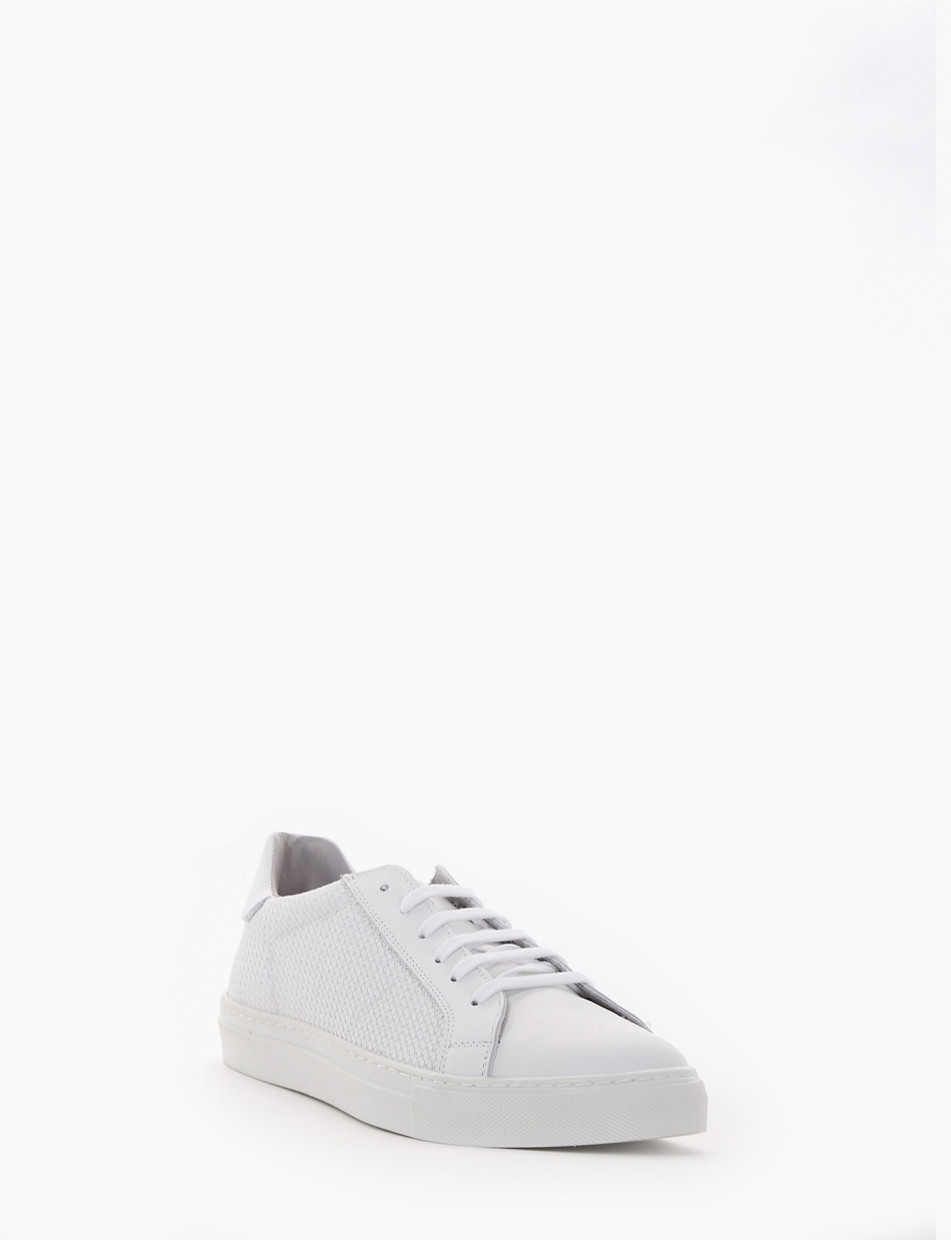 Sneakers white leather