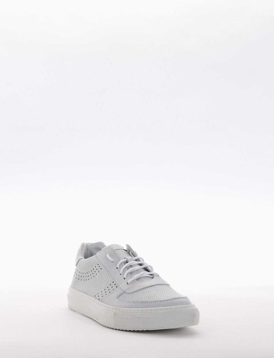 Sneakers white leather