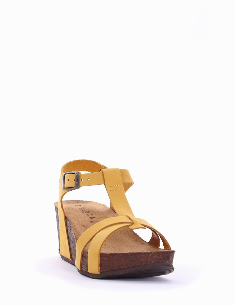 Wedge heels heel 5 cm yellow leather