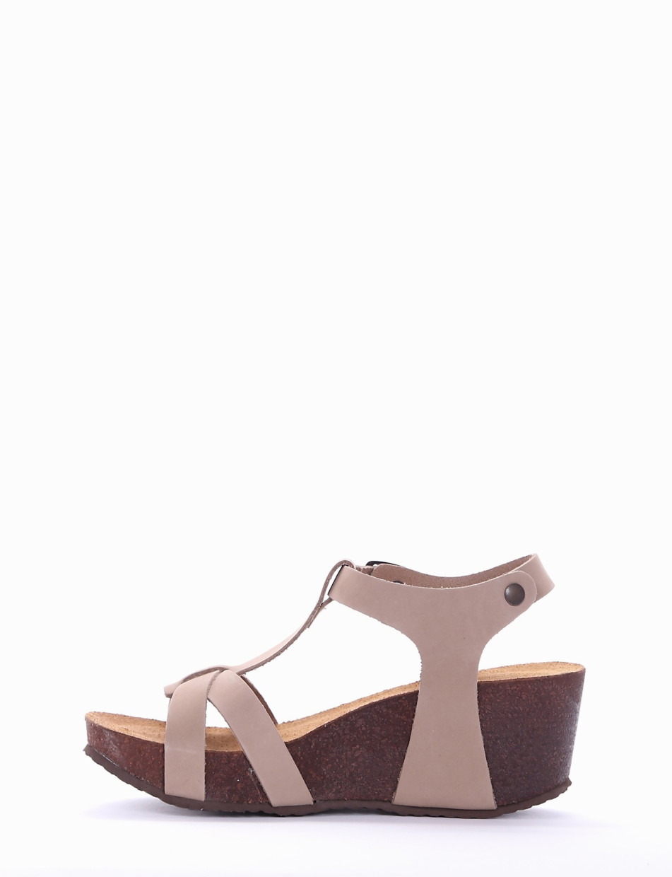 Wedge heels heel 5 cm beige leather