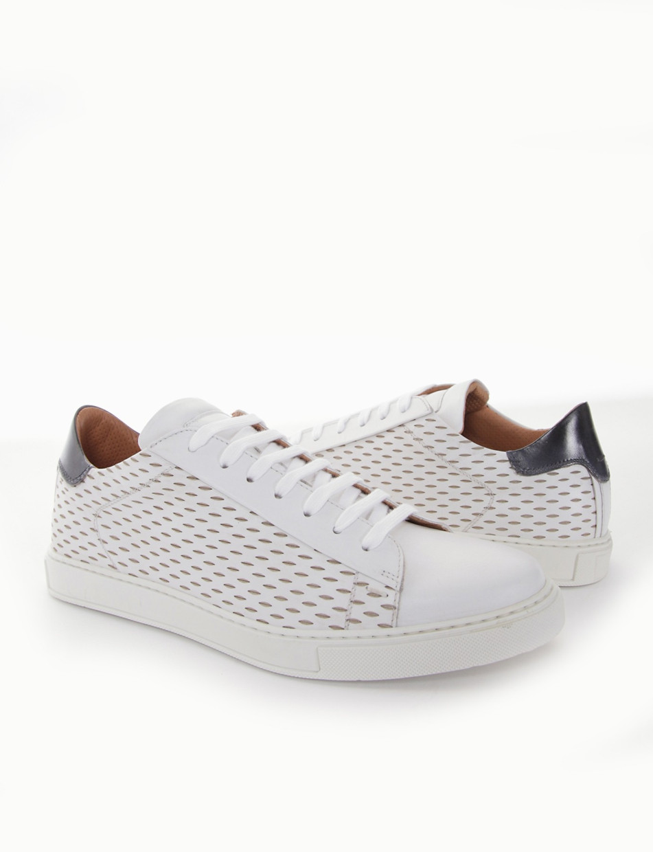 Sneakers white leather