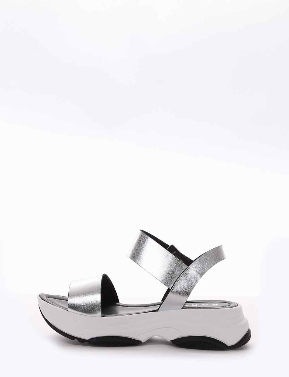 Wedge heels heel 3 cm silver leather