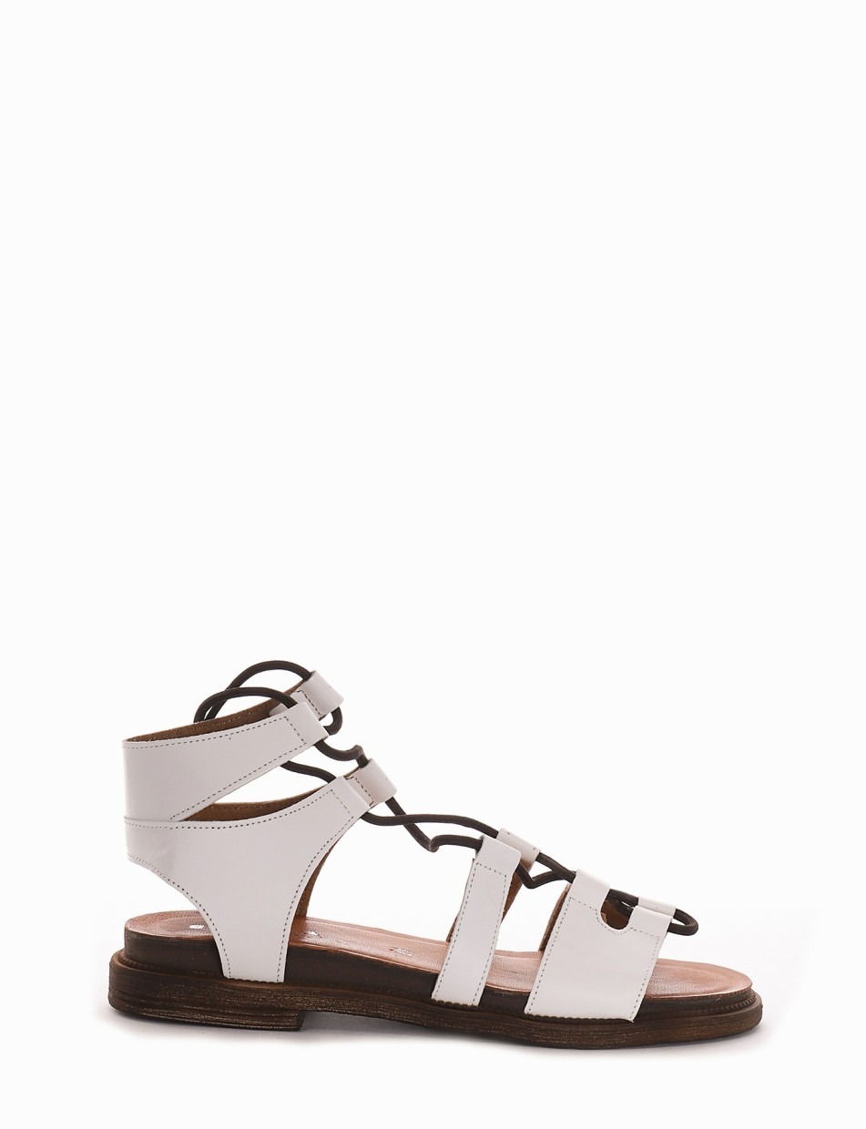 sandalo tacco 1 cm bianco