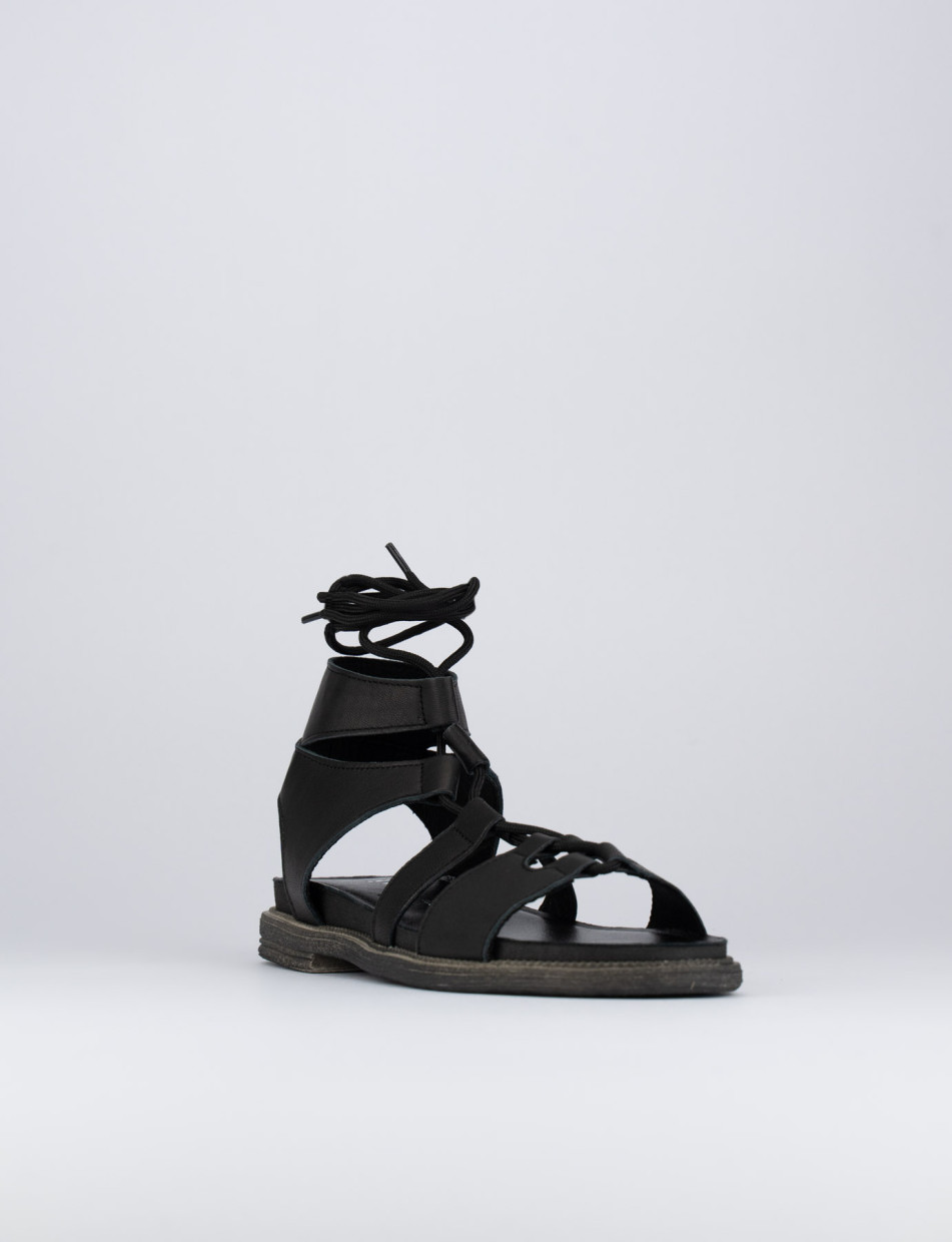 Low heel sandals heel 1 cm black leather