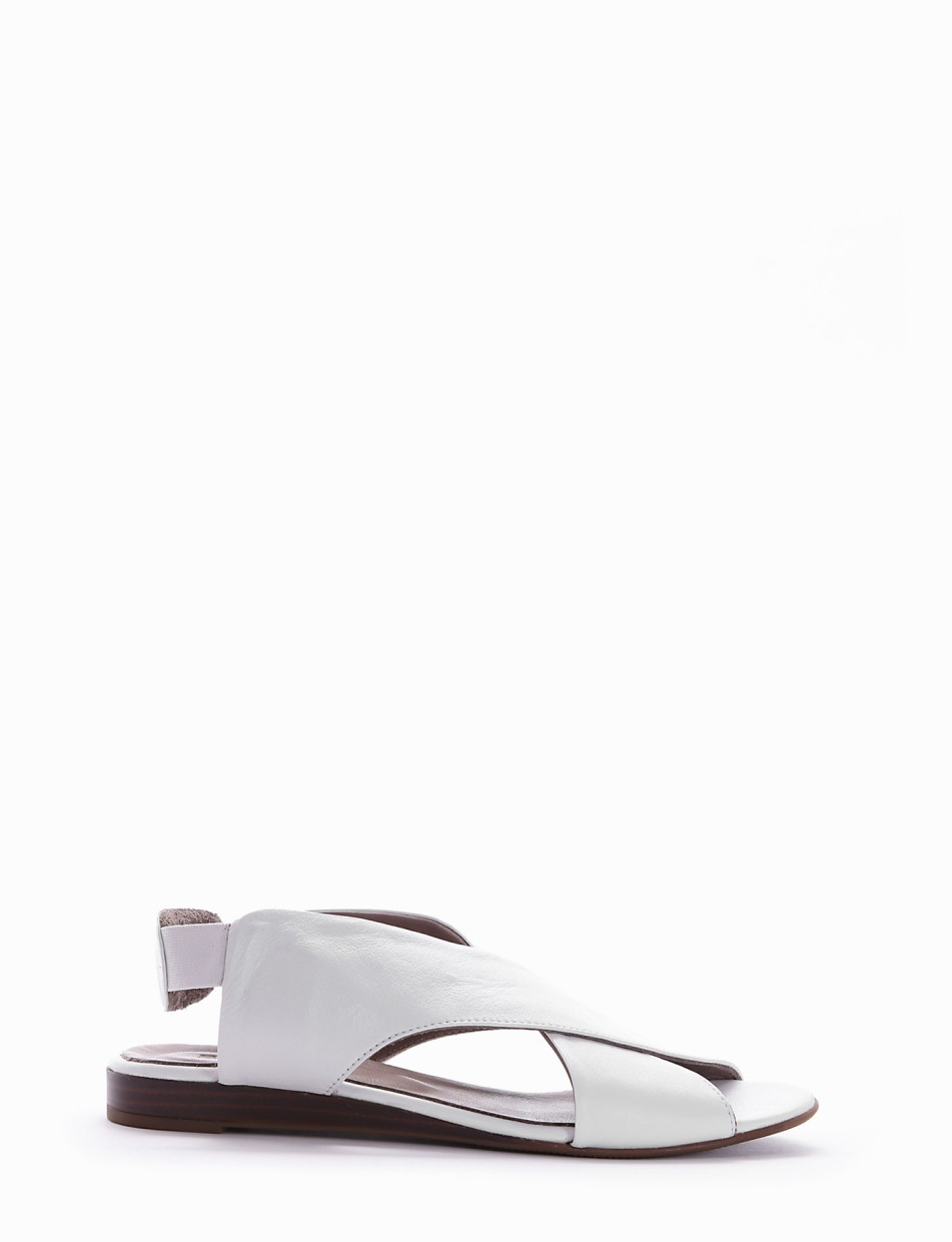 Low heel sandals heel 1 cm white leather