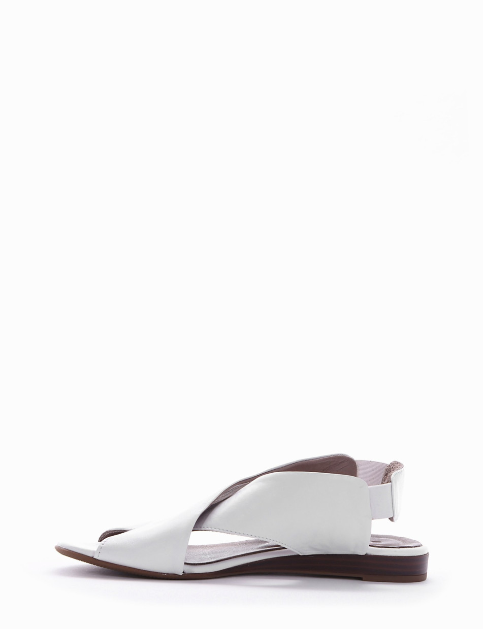 Low heel sandals heel 1 cm white leather