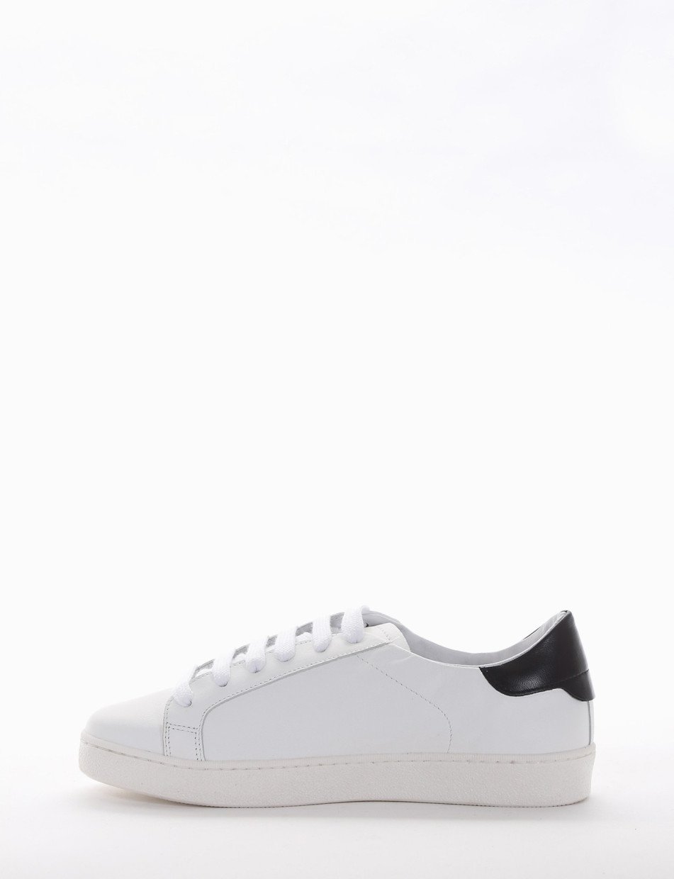 Sneakers white leather