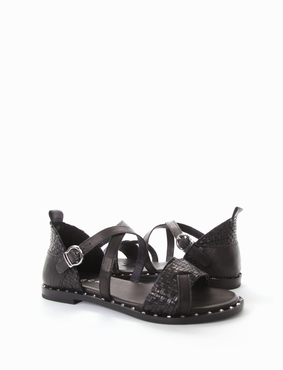 Low heel sandals heel 1 cm black leather