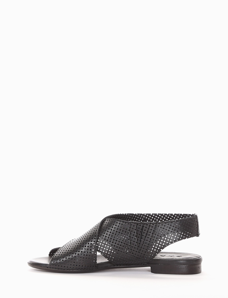 Low heel sandals heel 2 cm black leather
