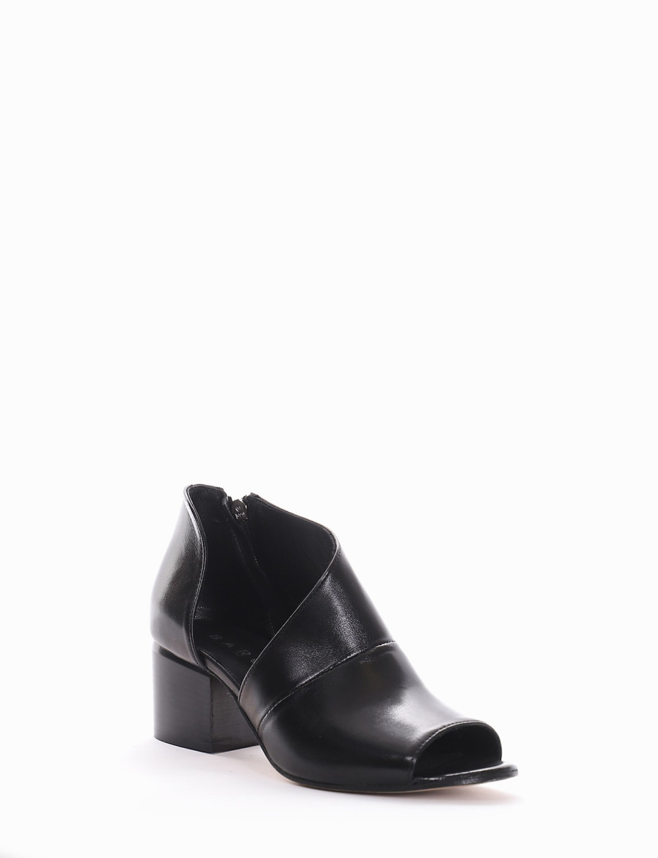 High heel ankle boots heel 5 cm black leather