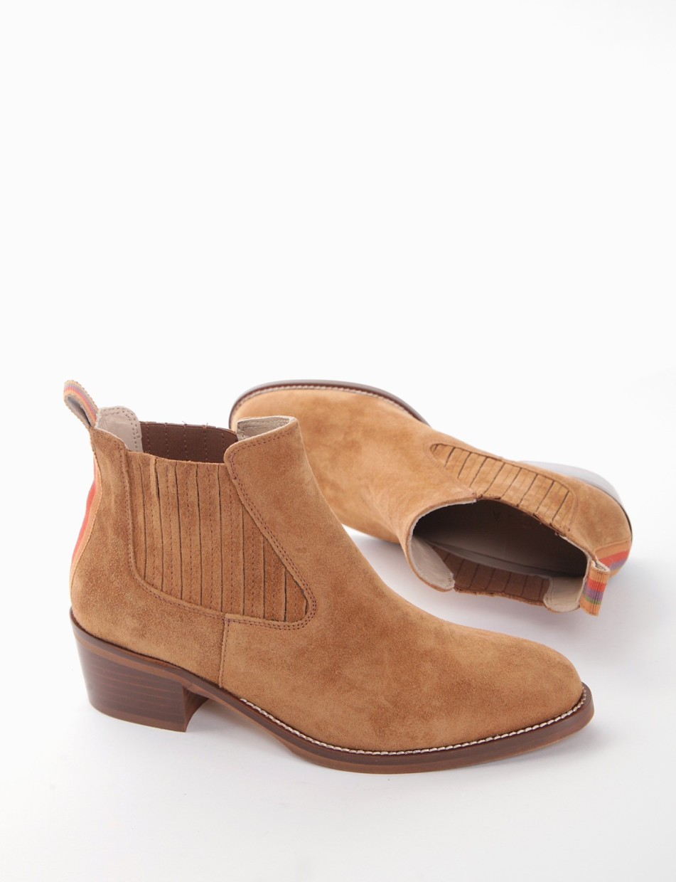 Low heel ankle boots heel 3 cm brown chamois