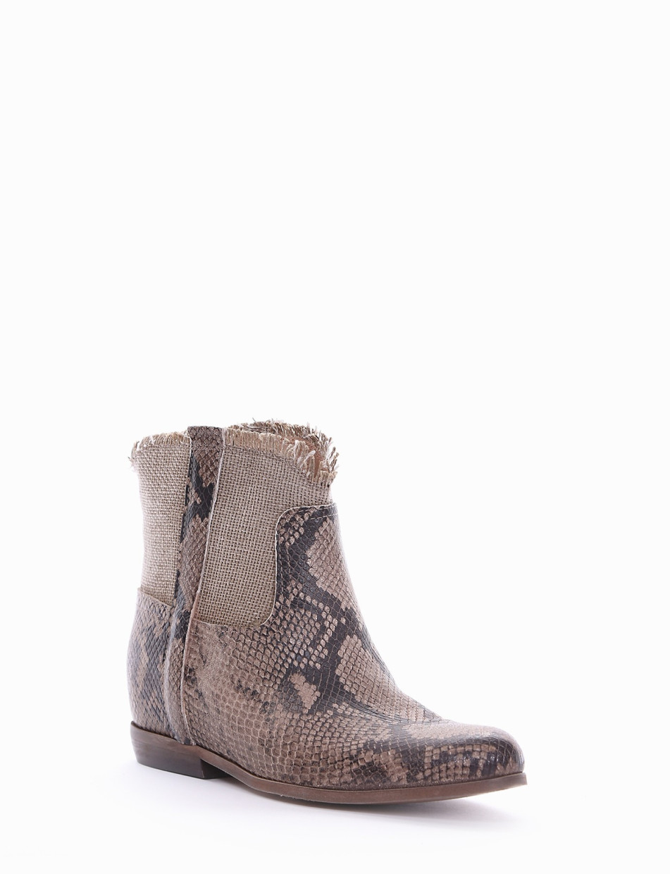 Low heel ankle boots heel 2 cm multicolor python