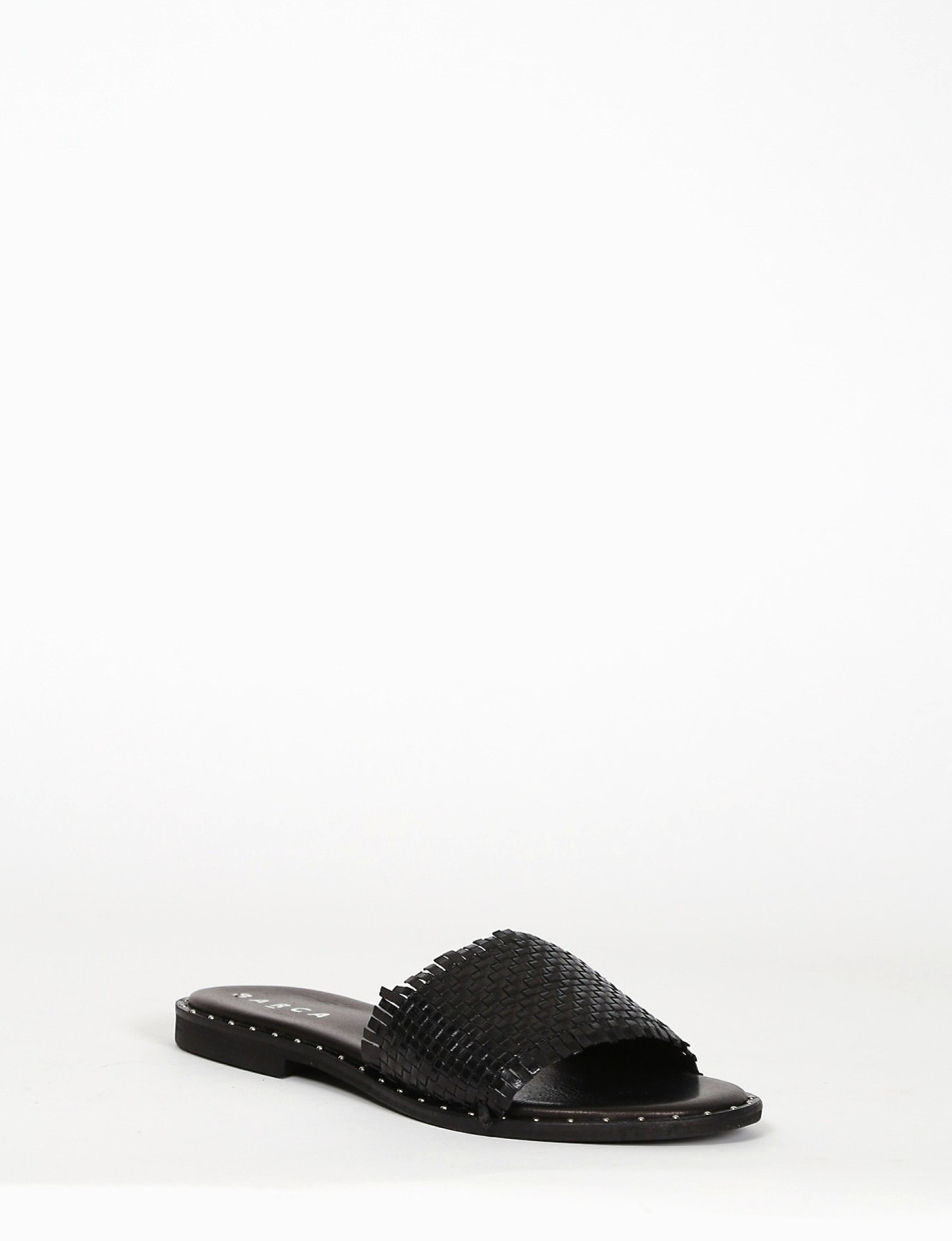 Slippers heel 1 cm black leather