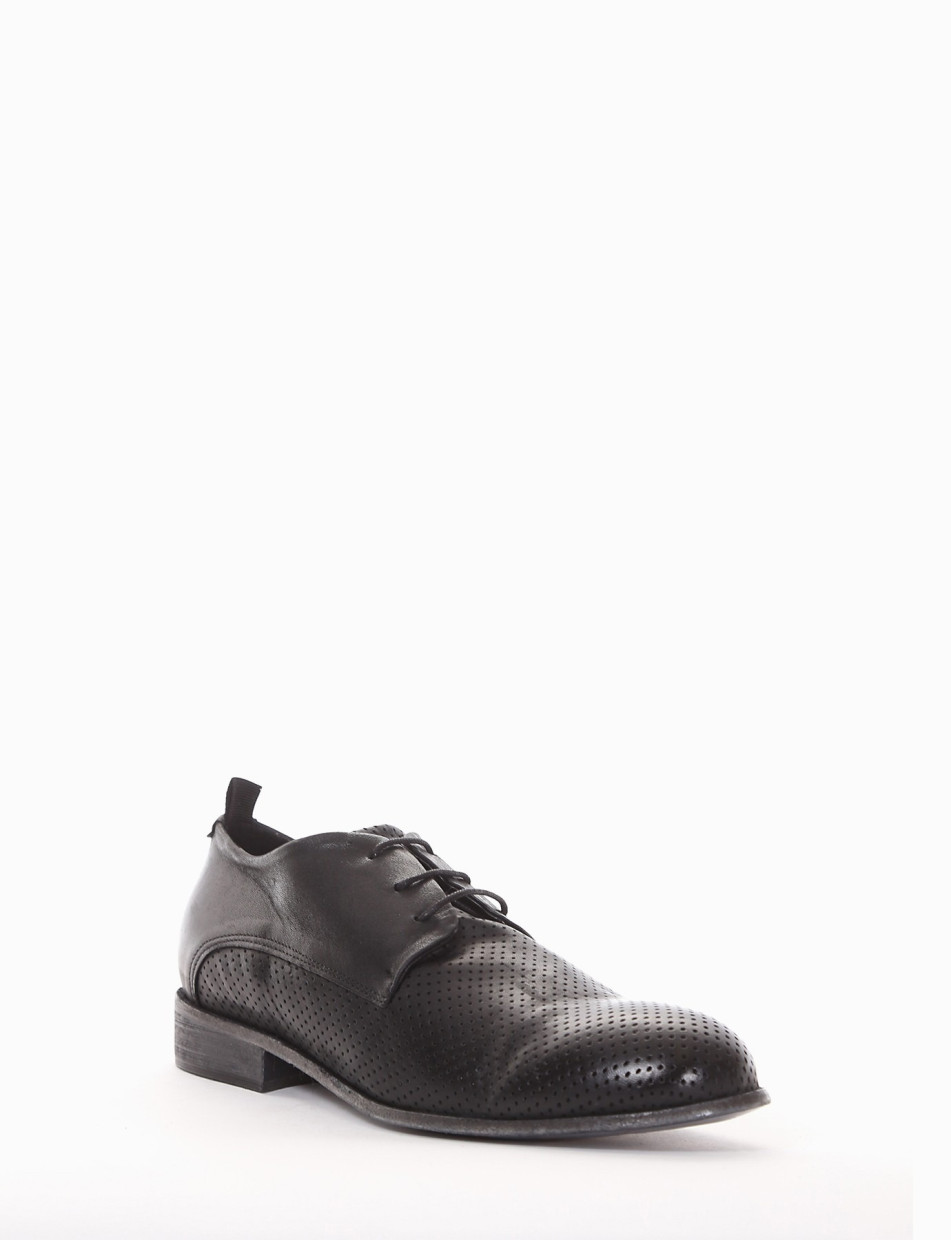 Lace-up shoes heel 2 cm black leather