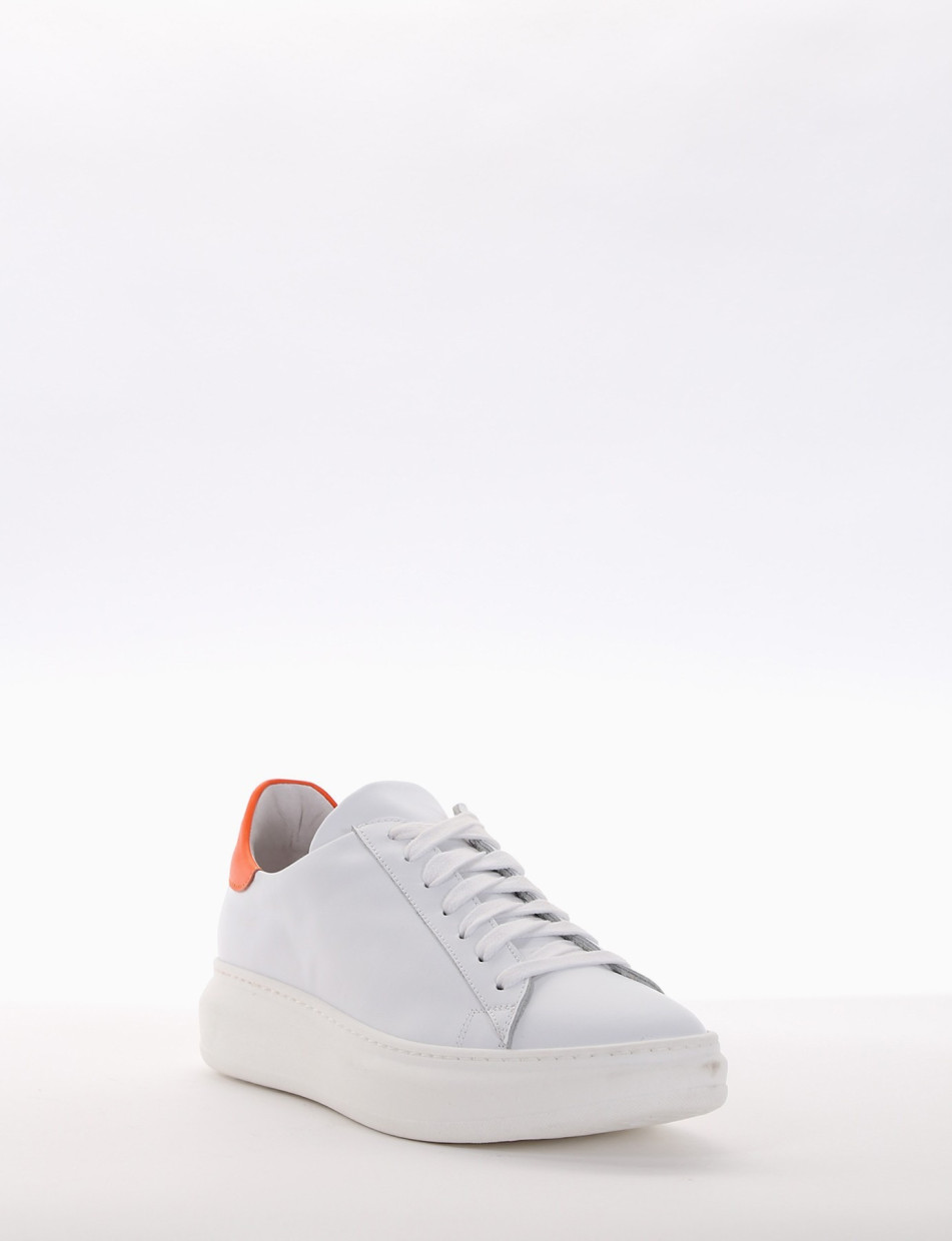 Sneakers white leather