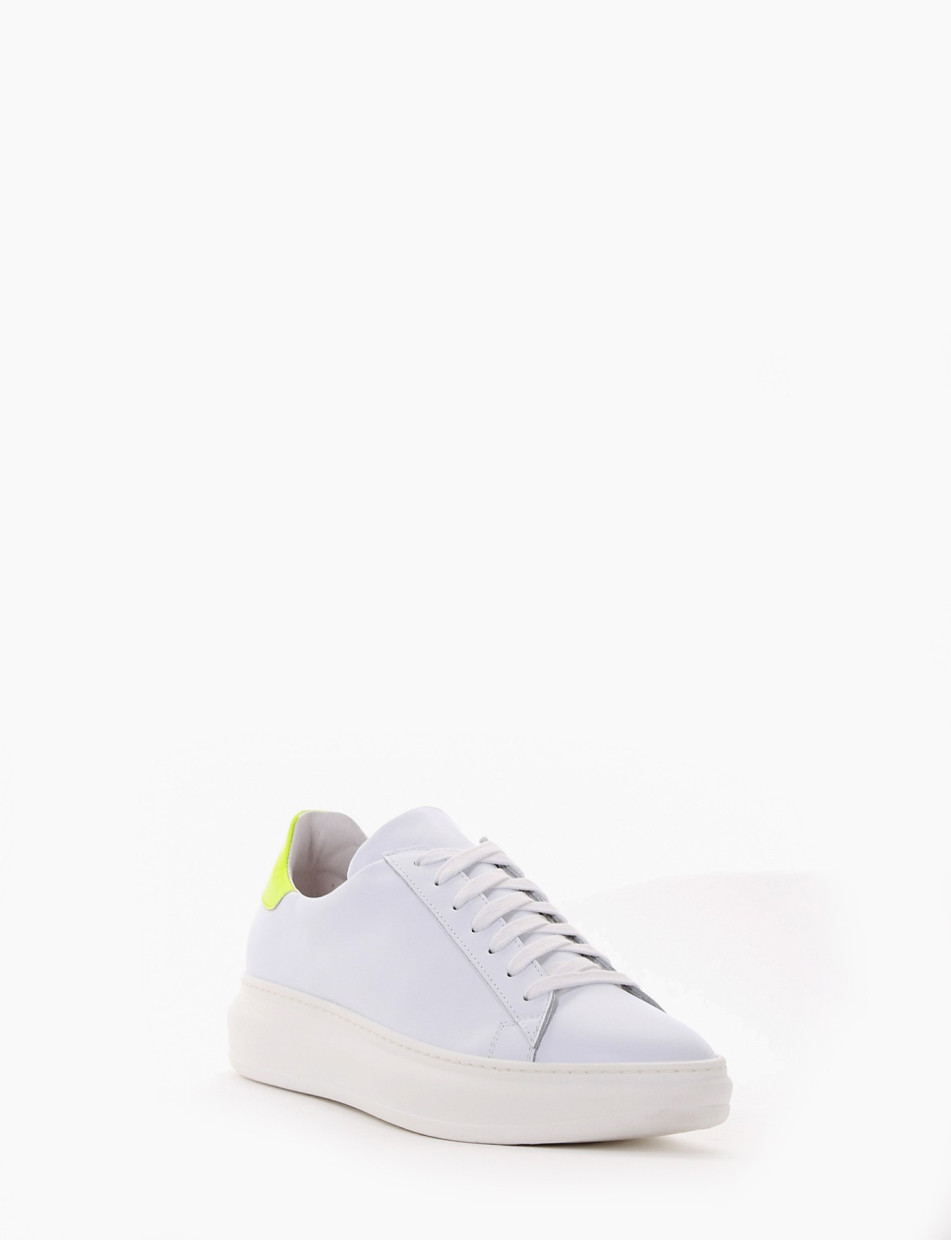 Sneakers white leather