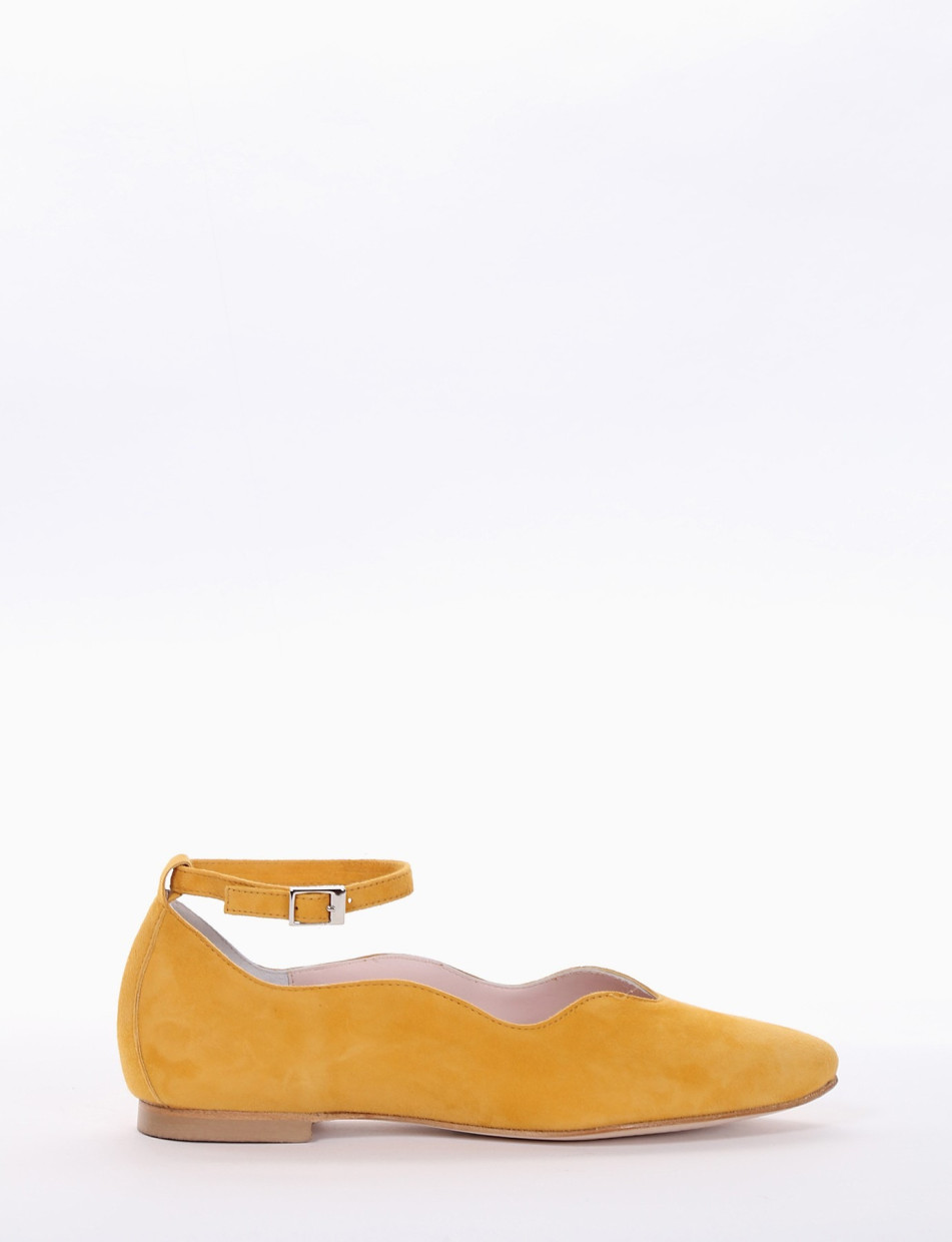 Flat shoes heel 1 cm yellow chamois