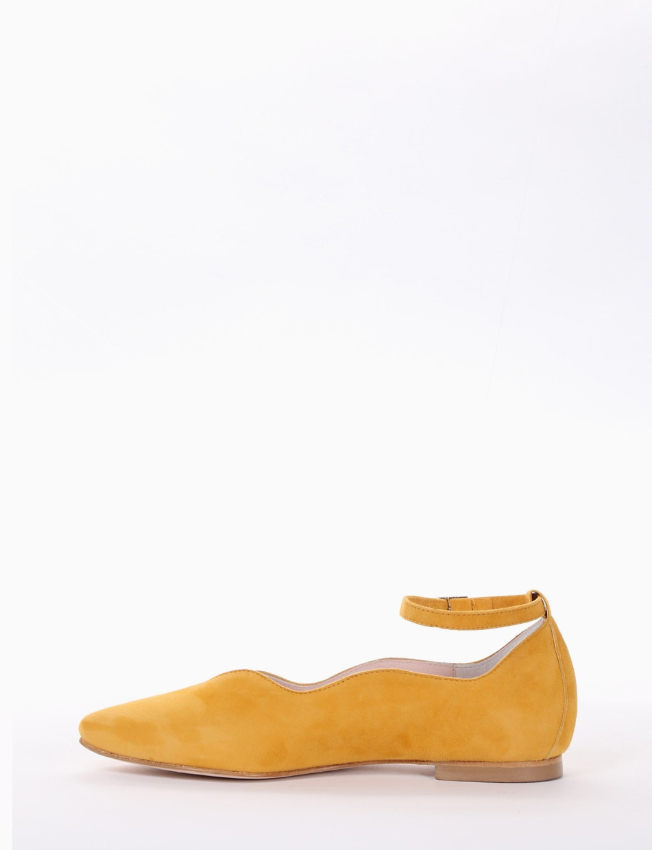 Flat shoes heel 1 cm yellow chamois