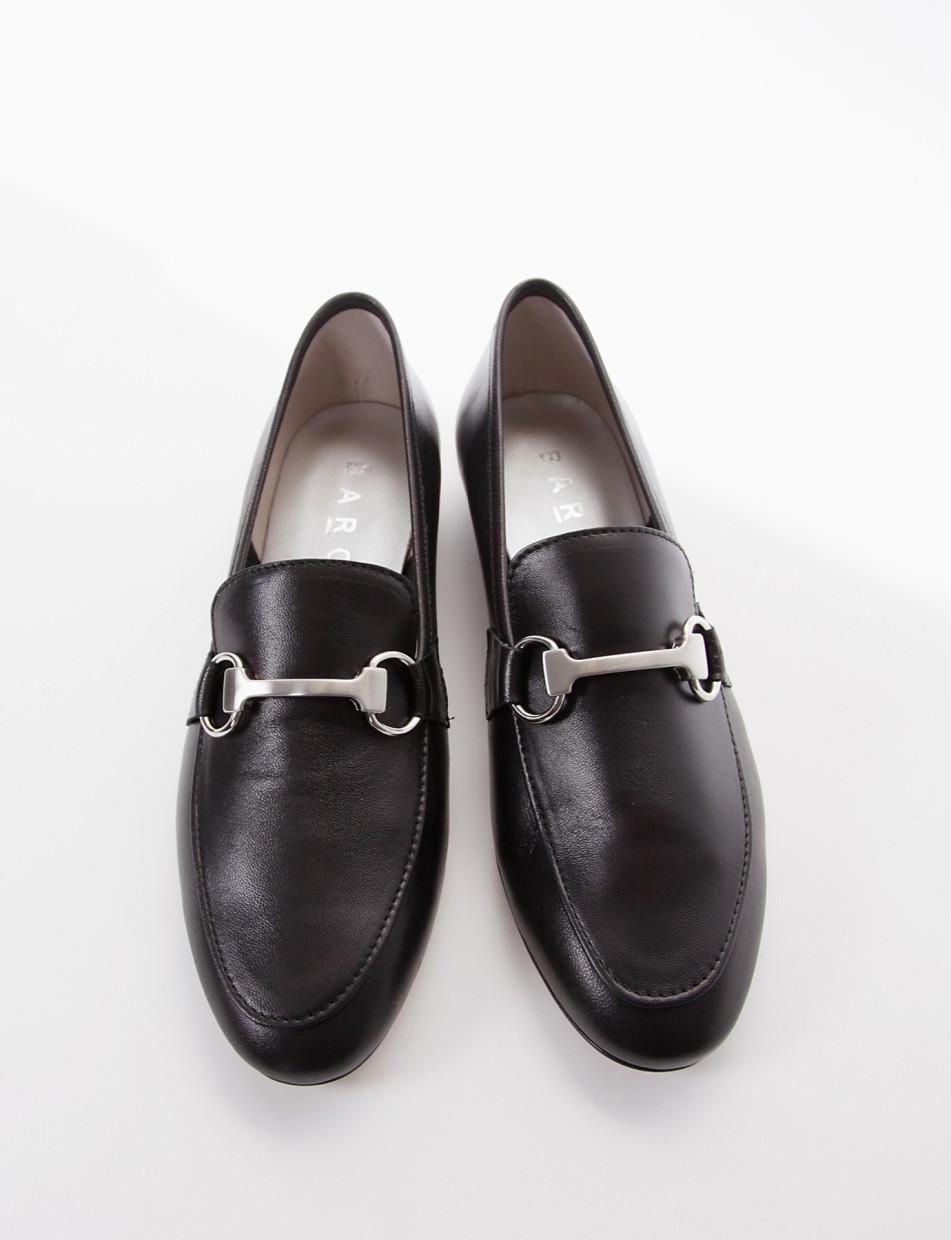 Loafers heel 1 cm black leather