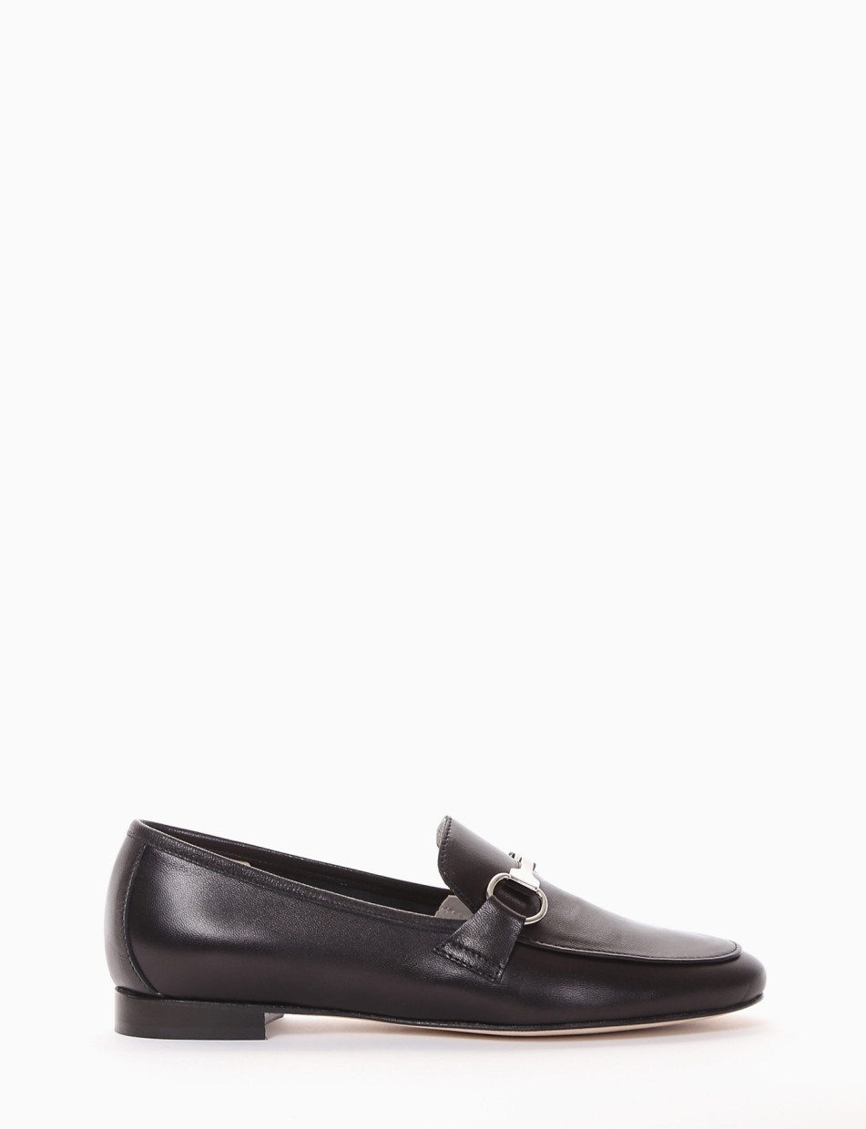 Loafers heel 1 cm black leather