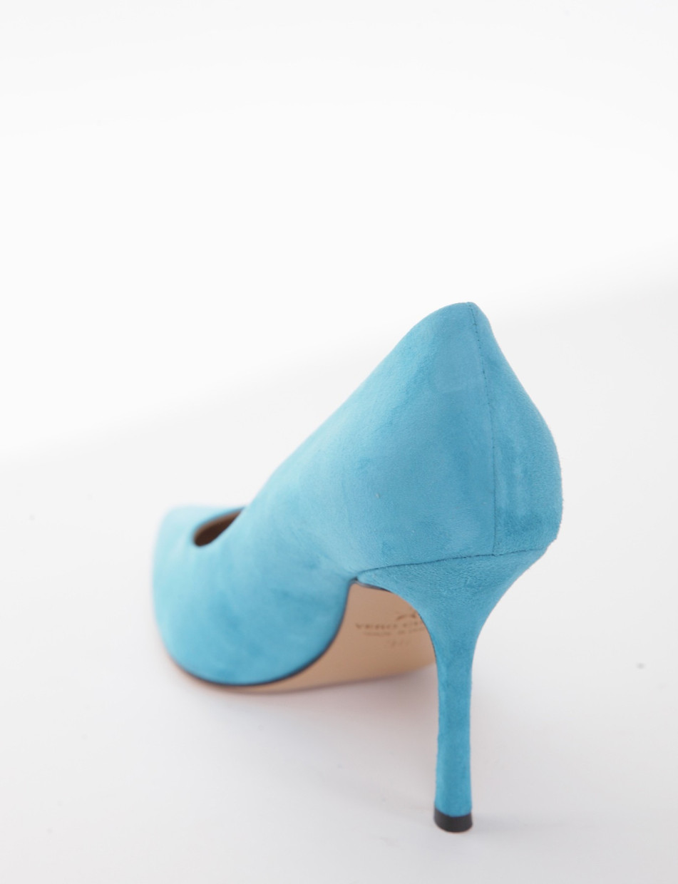 Décolleté heel 9 cm light blue chamois