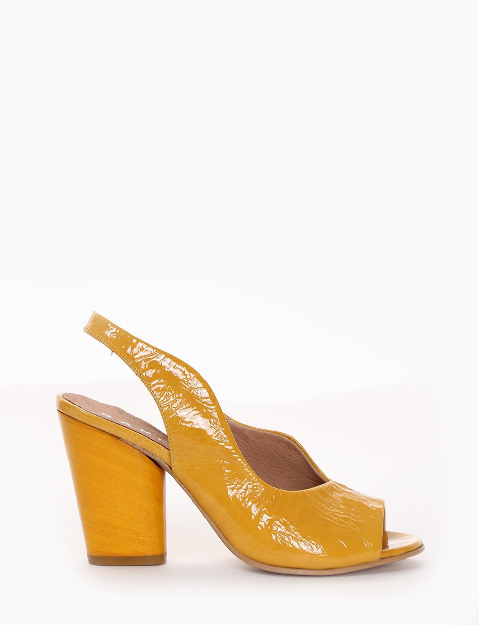 High heel sandals heel 9 cm yellow varnish