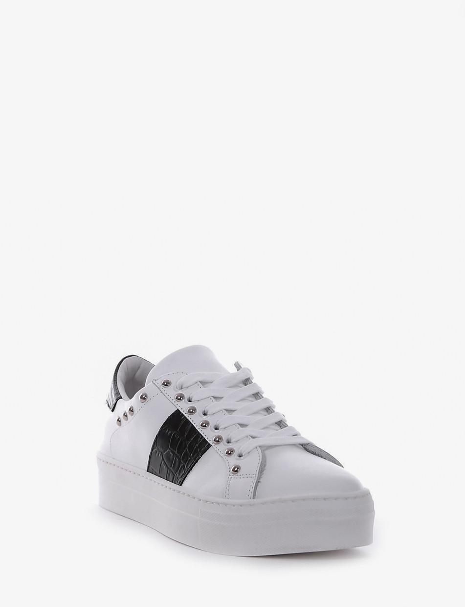 Sneakers white leather