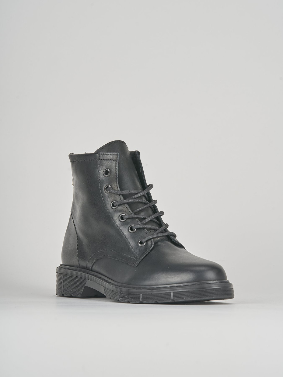 Combat boots heel 2 cm black leather