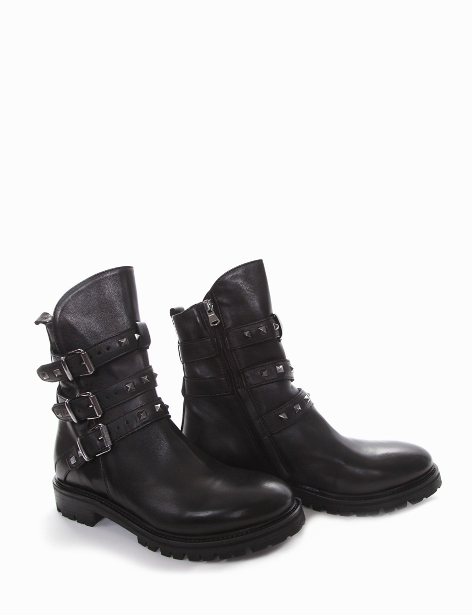 Low heel ankle boots heel 2 cm black leather