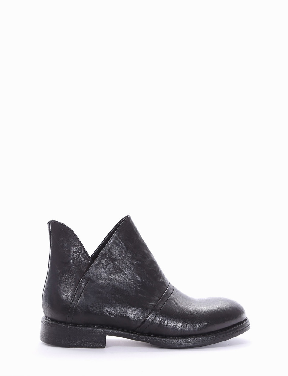 Low heel ankle boots heel 2 cm black leather