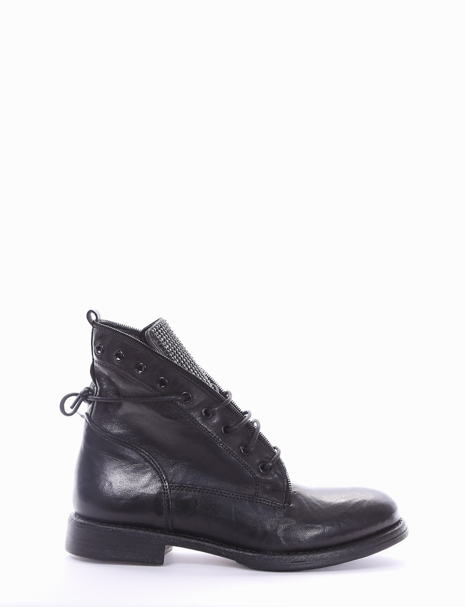 Combat boots heel 2 cm black leather