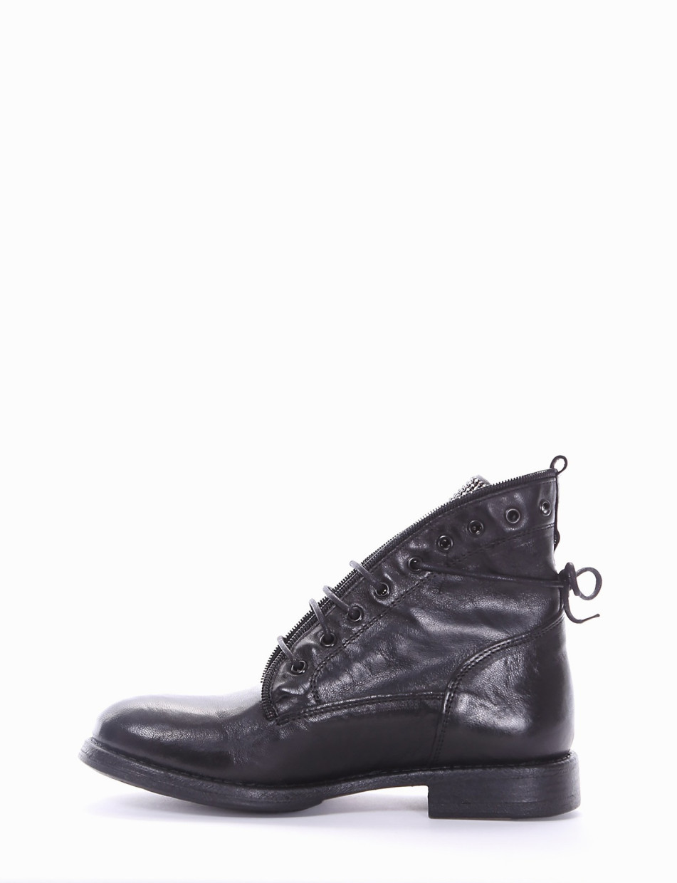 Combat boots heel 2 cm black leather