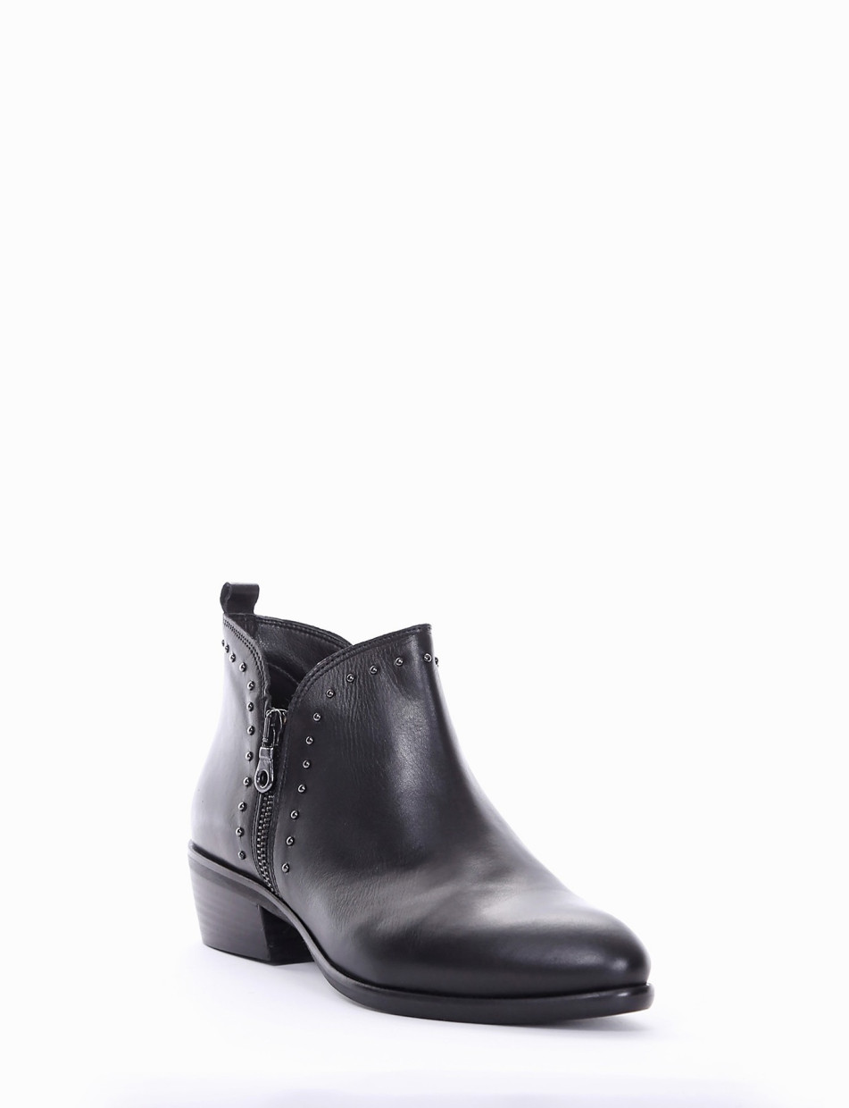 Low heel ankle boots heel 3 cm black leather