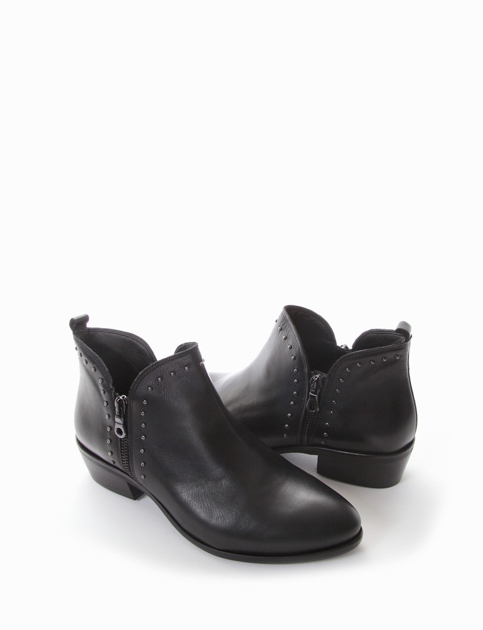 Low heel ankle boots heel 3 cm black leather