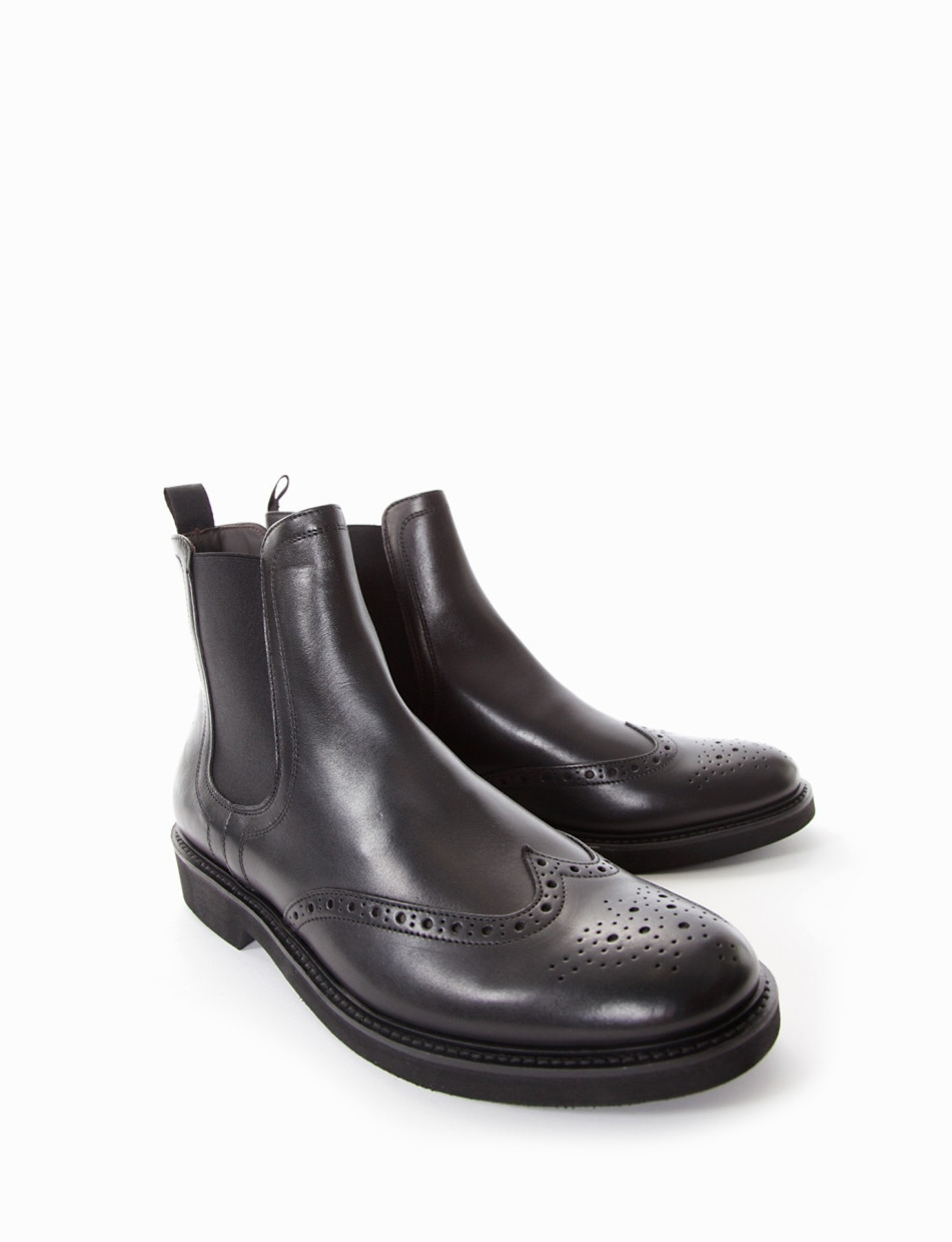 Ankle boots heel 2 cm black leather