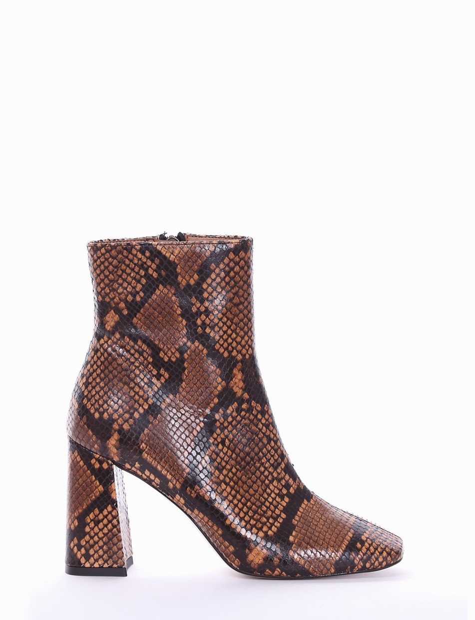 High heel ankle boots heel 9 cm brown python